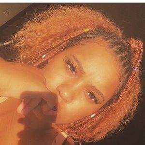 Meet your Posher, Eltyana